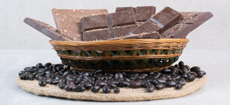 Top 5 Benefits of Dark Chocolate for Couples | Enhancing Connection & Wellness